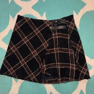 NEW Urban Outfitters Plaid Skirt (tags on)